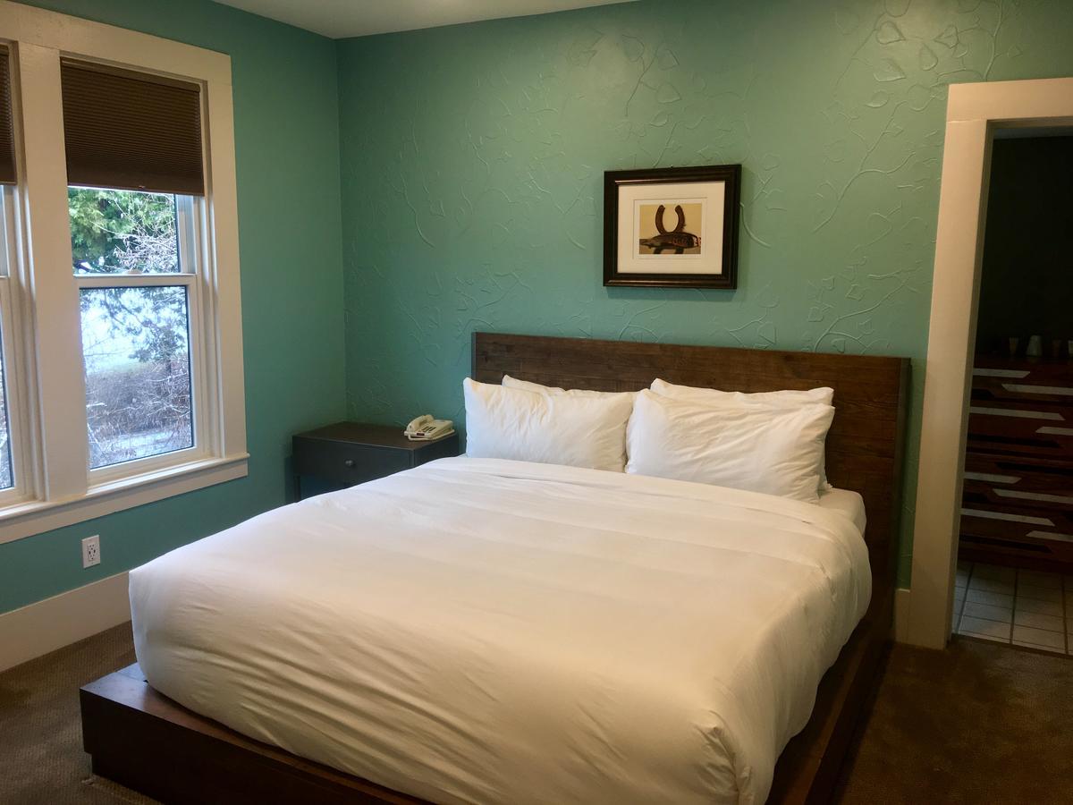 The Inn Groveland