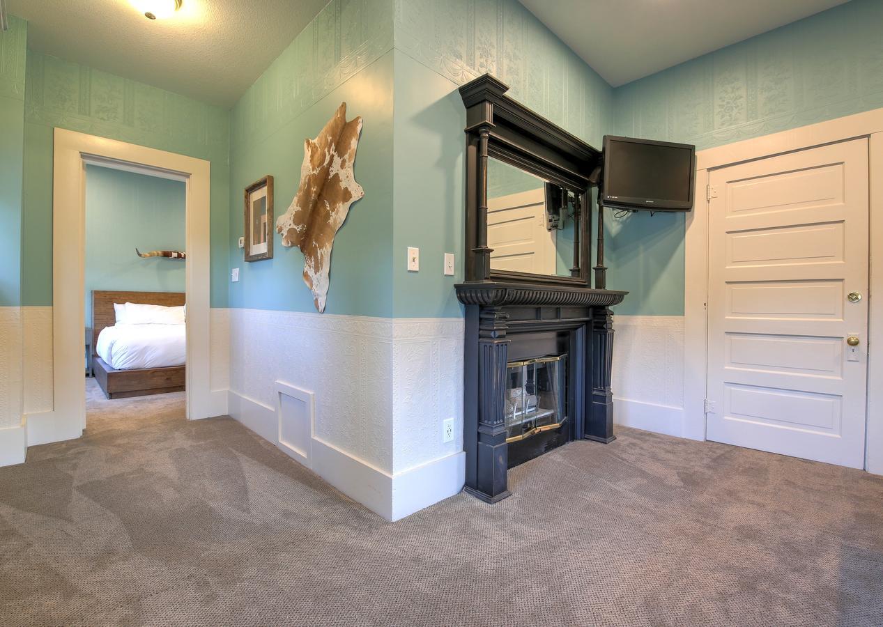 The Inn Groveland