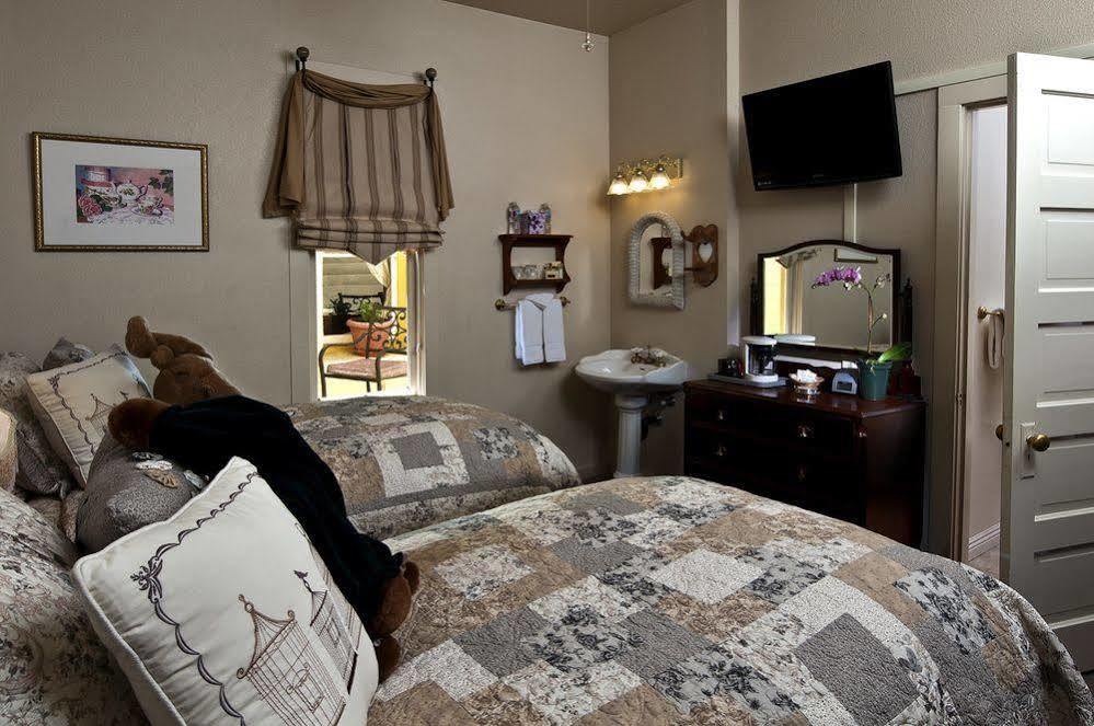 Inn The 3*