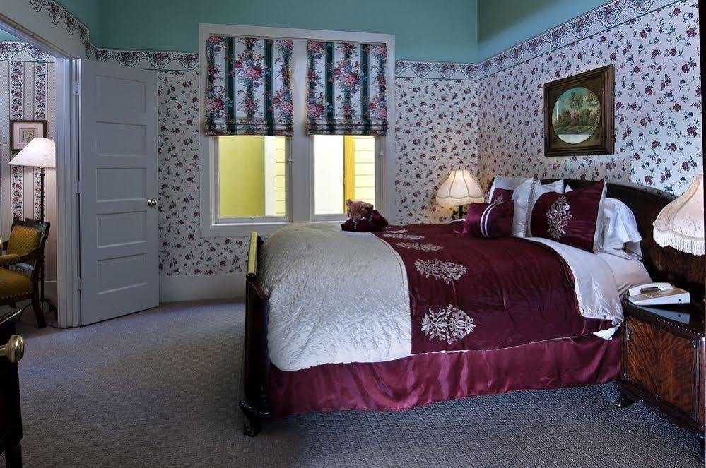 Inn The 3*