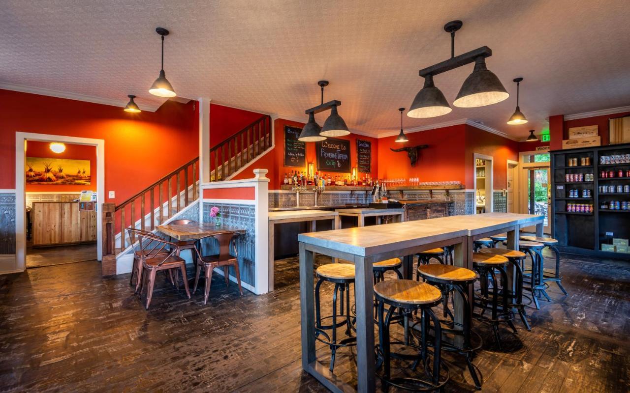 The Inn Groveland